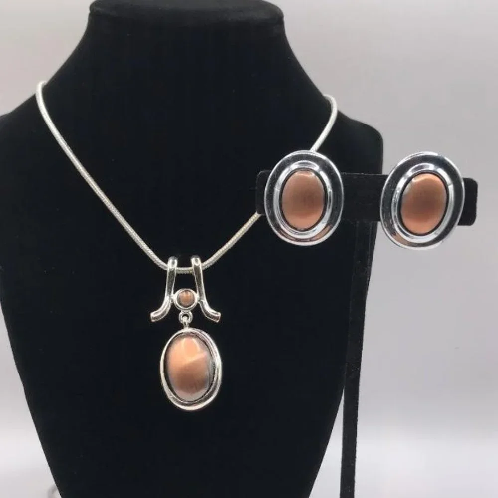 Vintage Liz Claiborne Silver-Tone & Copper Cabochon Necklace and Earrings Set - Picture 2 of 11